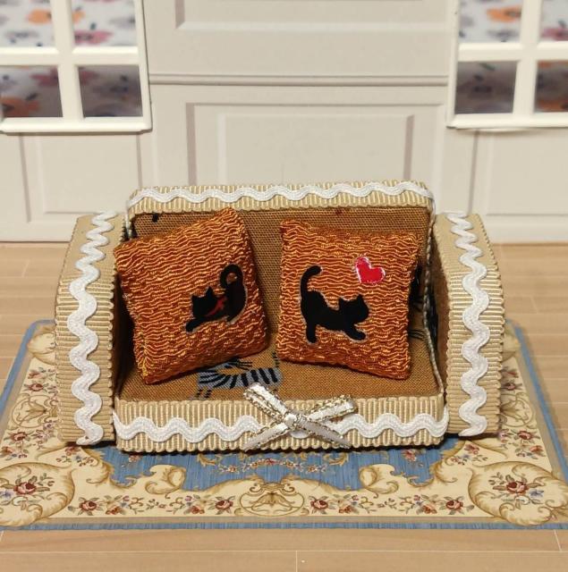 �L�f�U�C���̃~�j�`���A�\�t�@�|��������P�[�L�E�p�s�I�J6�_�Z�b�g �� �z�r�[�� 