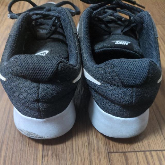 NIKE ���f�B�[�X�@�X�j�[�J�[ �� �u�����h�� 