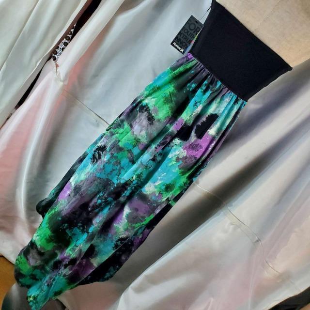 ���݁�725��Hurley/�n�[���[���x�A�g�b�v�����O�����s�[�X��M�� �� �����t�@�b�V������ 