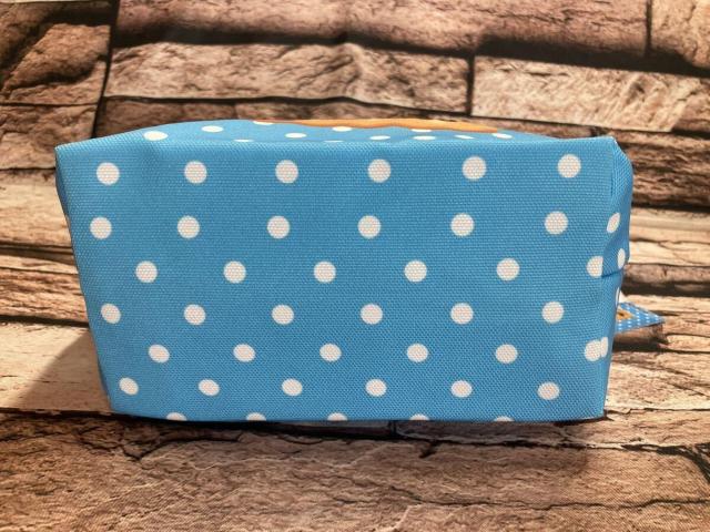 送料無料!可愛いくて、甘くて美味しそう?な【チロルチョコ】舟形手さげバッグ(画像から)1個1,650円が… < 女性ファッション 送料無料!可愛いくて、甘くて美味しそう?な【チロルチョコ】舟形手さげバッグ(画像から)1個1,650円が… < 女性ファッションの