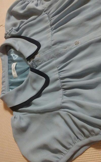 LOWRYS FARM Mサイズ ブラウス 美品 < ブランド  LOWRYS FARM Mサイズ ブラウス 美品 < ブランドの