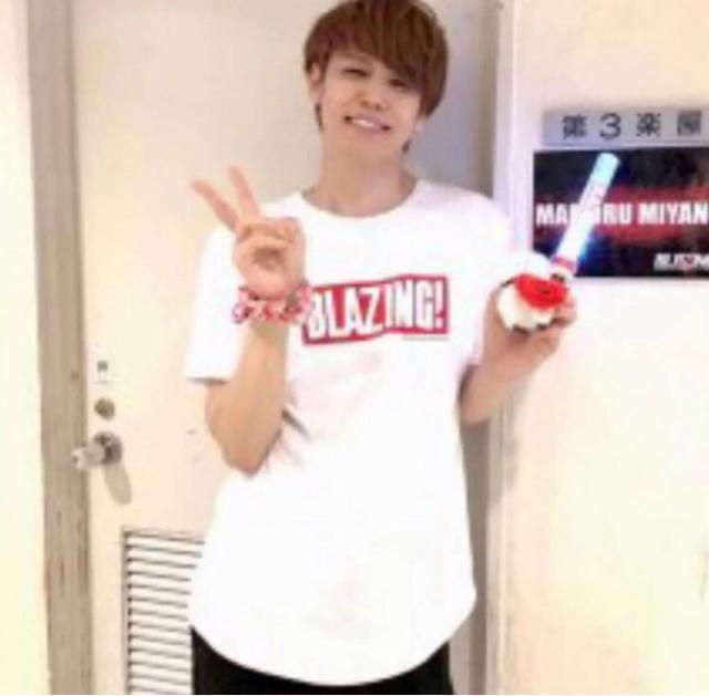 {^ CuTVc  ^gObY 