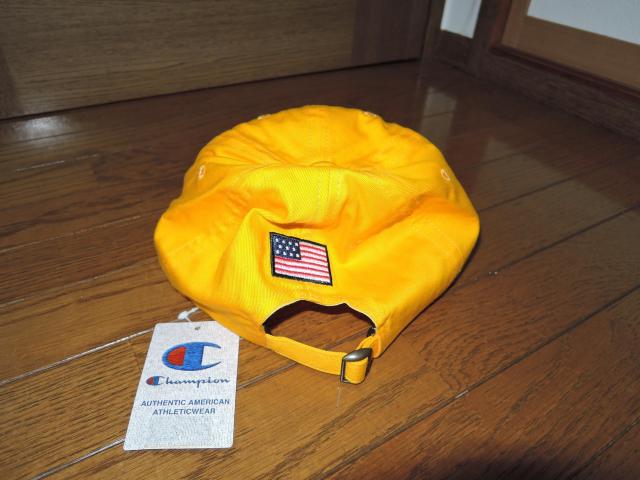 新品 Champion チャンピオン ロゴ刺繍 コットンツイル 6パネル キャップ ゴールド 帽子 < ブランド  新品 Champion チャンピオン ロゴ刺繍 コットンツイル 6パネル キャップ ゴールド 帽子 < ブランドの