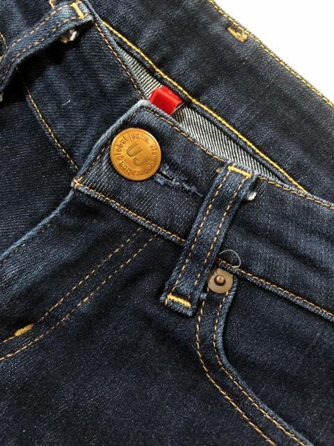 UNIQLO ユニクロ UT デニム ジーンズ 22 < ブランド UNIQLO ユニクロ UT デニム ジーンズ 22 < ブランドの