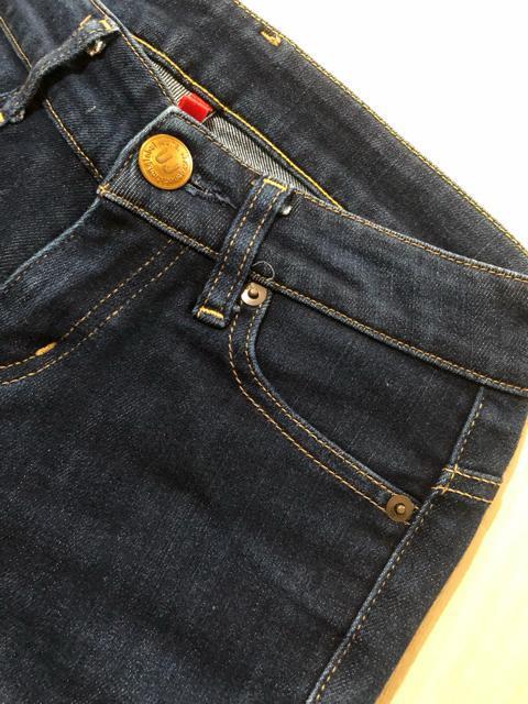 UNIQLO ユニクロ UT デニム ジーンズ 22 < ブランド UNIQLO ユニクロ UT デニム ジーンズ 22 < ブランドの