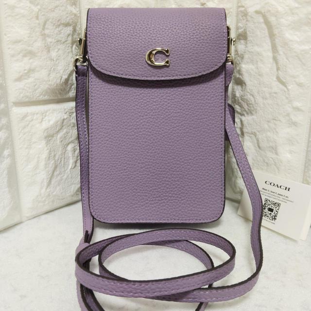 新品 COACH フォーンクロスボディバッグ スマホショルダー 斜めがけOK。パープル 男女兼用。 < ブランド 新品 COACH フォーンクロスボディバッグ スマホショルダー 斜めがけOK。パープル 男女兼用。 < ブランドの