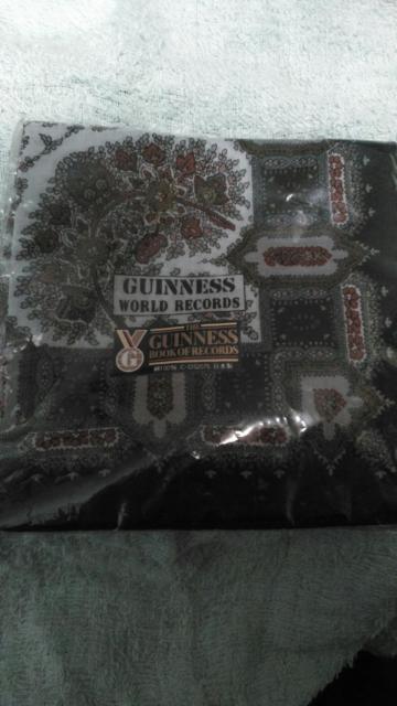 ギネス世界記録ハンカチ 綿100% 日本製 未使用品 < 男性ファッション ギネス世界記録ハンカチ 綿100% 日本製 未使用品 < 男性ファッションの