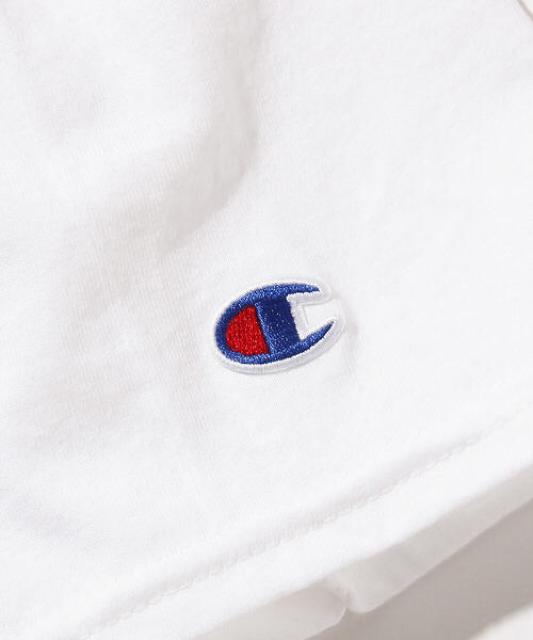 定価4,980円●Championチャンピオン【タグ付き】ロゴ入りクルーネックTシャツ●黒ブラック < ブランド  定価4,980円●Championチャンピオン【タグ付き】ロゴ入りクルーネックTシャツ●黒ブラック < ブランドの