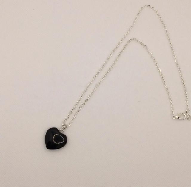 オニキス ハート ネックレス < 女性アクセサリー/時計  オニキス ハート ネックレス < 女性アクセサリー/時計の