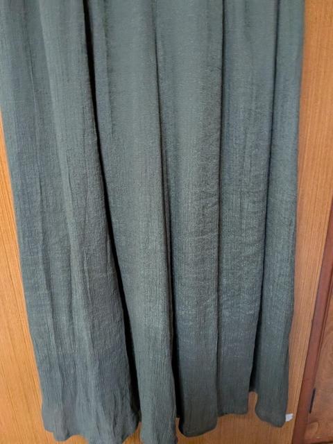 カーキ色のスカートみたいなパンツ。 < 女性ファッション  カーキ色のスカートみたいなパンツ。 < 女性ファッションの