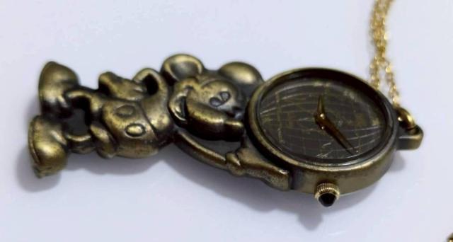 【SEIKO】セイコーアルバ ミッキー ペンダントウォッチ 時計 クォーツ 2針 正規品 < ブランド 【SEIKO】セイコーアルバ ミッキー ペンダントウォッチ 時計 クォーツ 2針 正規品 < ブランドの