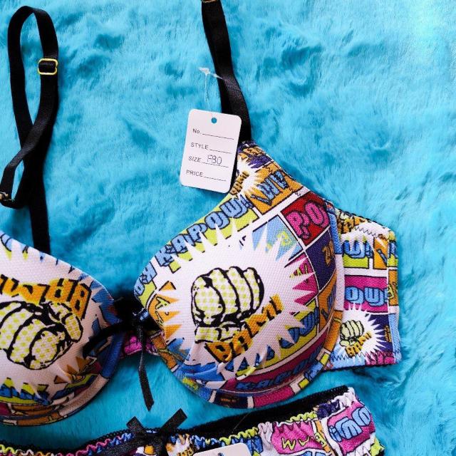 激カワッ。。。F80×L。。アメコミ柄ブラジャー&ショーツセット。。グラマー大きいサイズ。。魅せブラ水着風。。 < 女性ファッション  激カワッ。。。F80×L。。アメコミ柄ブラジャー&ショーツセット。。グラマー大きいサイズ。。魅せブラ水着風。。 < 女性ファッションの