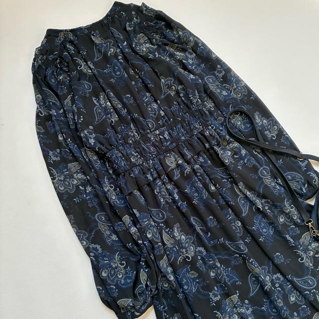 ◆極美品◆マウジー◆花柄シアーティアードマキシワンピース◆黒×ネイビー◆S < ブランド ◆極美品◆マウジー◆花柄シアーティアードマキシワンピース◆黒×ネイビー◆S < ブランドの