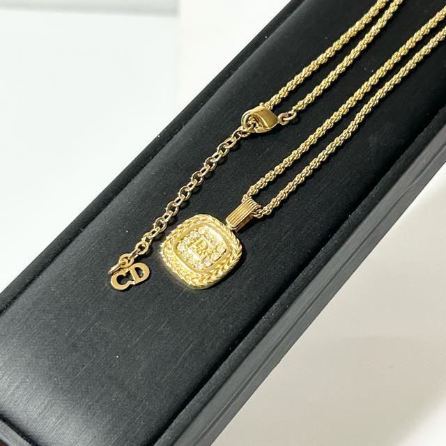 ���i Christian Dior �f�B�I�[�� ���S �X�N�G�A �l�b�N���X �y���_���g �A�N�Z�T���[ ���C���X�g�[�� �S�[���h �� �u�����h�� 