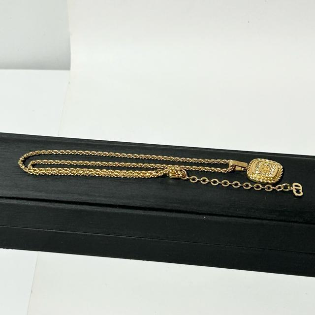 ���i Christian Dior �f�B�I�[�� ���S �X�N�G�A �l�b�N���X �y���_���g �A�N�Z�T���[ ���C���X�g�[�� �S�[���h �� �u�����h�� 