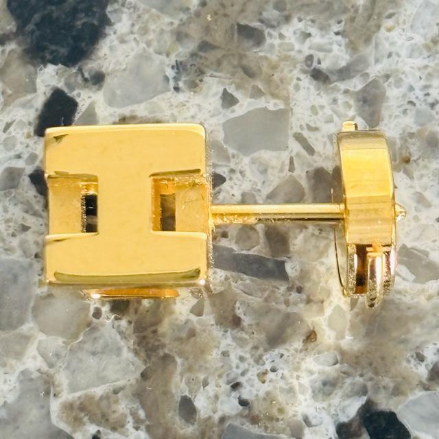 【極美品】★SAランク★HERMES エルメス Hキューブ カージュドアッシュ ゴールド ピアス Hロゴ 箱付き < ブランド 【極美品】★SAランク★HERMES エルメス Hキューブ カージュドアッシュ ゴールド ピアス Hロゴ 箱付き < ブランドの