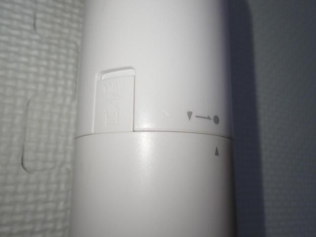 TWINBIRD ボトル型クリーナー HC-E205型 ホワイト ツインバード < 家電/AV TWINBIRD ボトル型クリーナー HC-E205型 ホワイト ツインバード < 家電/AVの