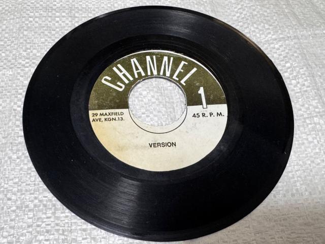 CHANNEL 1 / MEDITATIONS - WOMAN IS LIKE A SHADOW (7�C���` ���R�[�h) �� CD/DVD/�r�f�I�� 