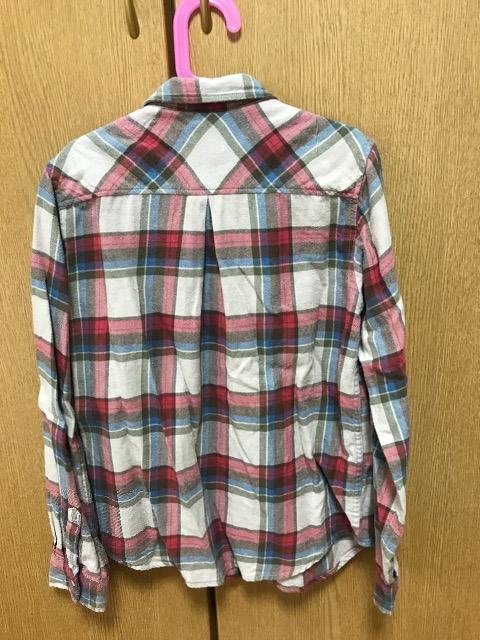 美品☆GU☆茶系×赤チェック長袖シャツ☆S < ブランド  美品☆GU☆茶系×赤チェック長袖シャツ☆S < ブランドの