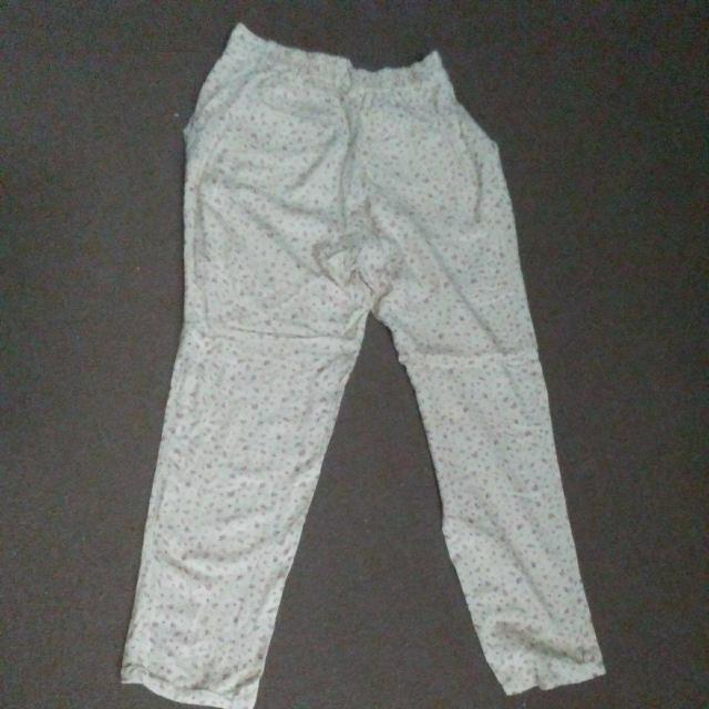 LOWRYS FARM@CG[ԕ@pc@S  uh 