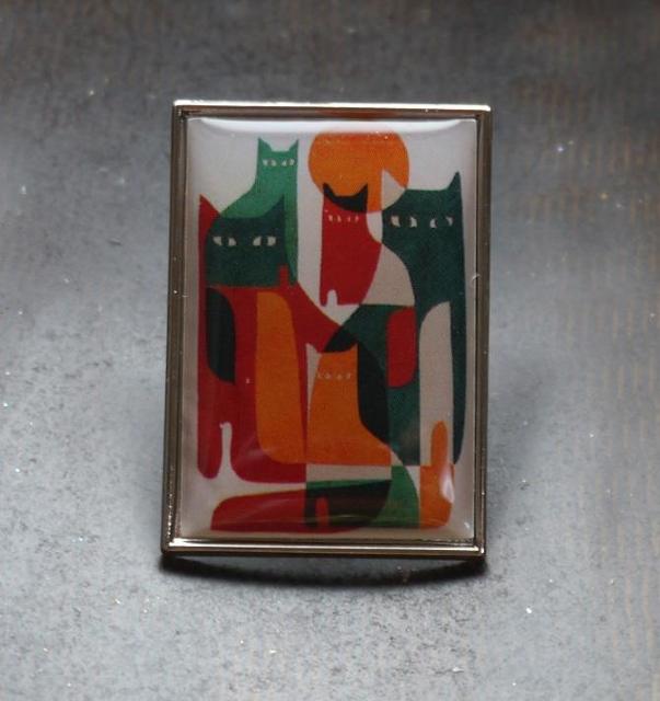 新品 キャットファミリー アート ピンブローチ ピンバッジ ピンズ < 女性アクセサリー/時計  新品 キャットファミリー アート ピンブローチ ピンバッジ ピンズ < 女性アクセサリー/時計の