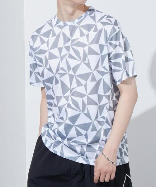 SALEセール●DRY吸収速乾!メッシュTシャツ【新品】グレー●アソート総柄Tシャツ ジムウェア ランニングウェア ジム 筋トレ < 男性ファッション  SALEセール●DRY吸収速乾!メッシュTシャツ【新品】グレー●アソート総柄Tシャツ ジムウェア ランニングウェア ジム 筋トレ < 男性ファッションの