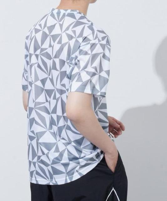 SALEセール●DRY吸収速乾!メッシュTシャツ【新品】グレー●アソート総柄Tシャツ ジムウェア ランニングウェア ジム 筋トレ < 男性ファッション  SALEセール●DRY吸収速乾!メッシュTシャツ【新品】グレー●アソート総柄Tシャツ ジムウェア ランニングウェア ジム 筋トレ < 男性ファッションの