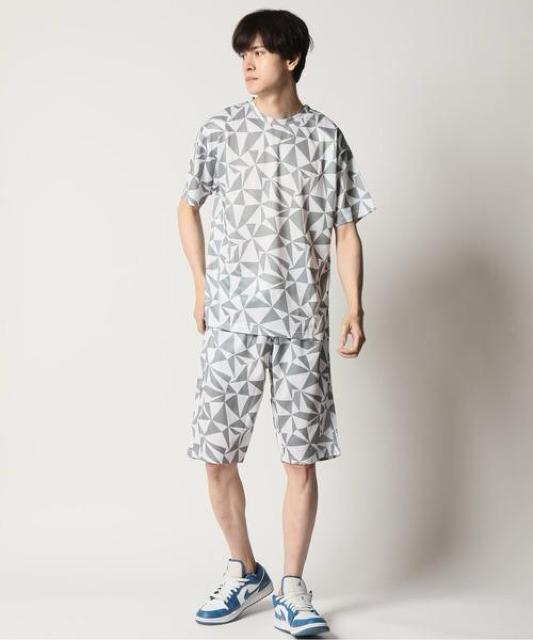 SALEセール●DRY吸収速乾!メッシュTシャツ【新品】グレー●アソート総柄Tシャツ ジムウェア ランニングウェア ジム 筋トレ < 男性ファッション  SALEセール●DRY吸収速乾!メッシュTシャツ【新品】グレー●アソート総柄Tシャツ ジムウェア ランニングウェア ジム 筋トレ < 男性ファッションの