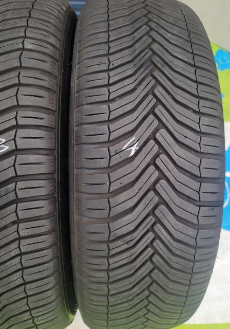 JEEP レネゲード トレイルホーク純正ホイール17インチ6.5J+40 pcd 110 5穴タイヤ付き4本セットMICHELIN < 自動車/バイク JEEP レネゲード トレイルホーク純正ホイール17インチ6.5J+40 pcd 110 5穴タイヤ付き4本セットMICHELIN < 自動車/バイク