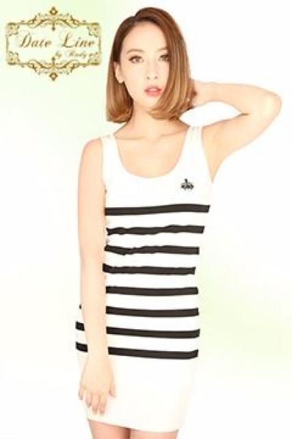 Rady☆ポイントシャンデリア☆ボーダーニットワンピ☆ホワイト×ブラック☆超美品 < ブランド Rady☆ポイントシャンデリア☆ボーダーニットワンピ☆ホワイト×ブラック☆超美品 < ブランドの