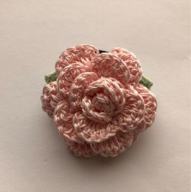 ハンドメイド ヘアゴム レース糸の薔薇♪ ピンク axes好き♪ < 女性ファッション  ハンドメイド ヘアゴム レース糸の薔薇♪ ピンク axes好き♪  < 女性ファッションの