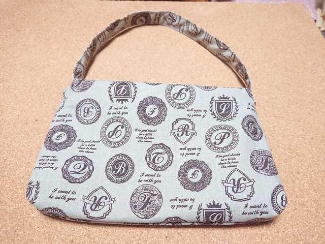ハンドメイド ショルダーバッグ < 女性ファッション  ハンドメイド ショルダーバッグ  < 女性ファッションの