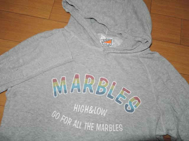 MARBLESマーブルズ薄手ラグランパーカーS灰レインボーロゴTMT < ブランド  MARBLESマーブルズ薄手ラグランパーカーS灰レインボーロゴTMT < ブランドの