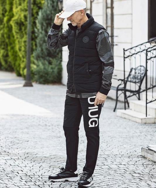 ☆1PIU1UGUALE3 RELAX ウノピュウノウグァーレトレリラックス ビッグ ロゴ プリント イージーパンツ パンツ/S < 男性ファッション  ☆1PIU1UGUALE3 RELAX ウノピュウノウグァーレトレリラックス ビッグ ロゴ プリント イージーパンツ パンツ/S < 男性ファッションの