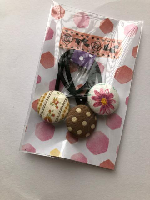 ハンドメイド ヘアゴム くるみボタン コットン < 女性ファッション  ハンドメイド ヘアゴム くるみボタン コットン < 女性ファッションの