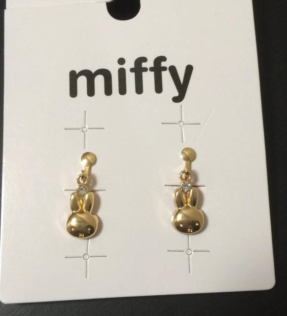 【ミッフィー】miffy★アクセサリー『イヤリング★ 2点セット』新品 < アニメ/コミック/キャラクター  【ミッフィー】miffy★アクセサリー『イヤリング★ 2点セット』新品 < アニメ/コミック/キャラクターの