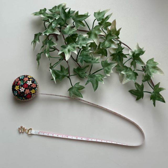 豪華金粉 桜和柄 巻尺 マカロンメジャー 裁縫道具 文具 教材 事務用品 雑貨 < ペット/手芸/園芸  豪華金粉 桜和柄 巻尺 マカロンメジャー 裁縫道具 文具 教材 事務用品 雑貨 < ペット/手芸/園芸の