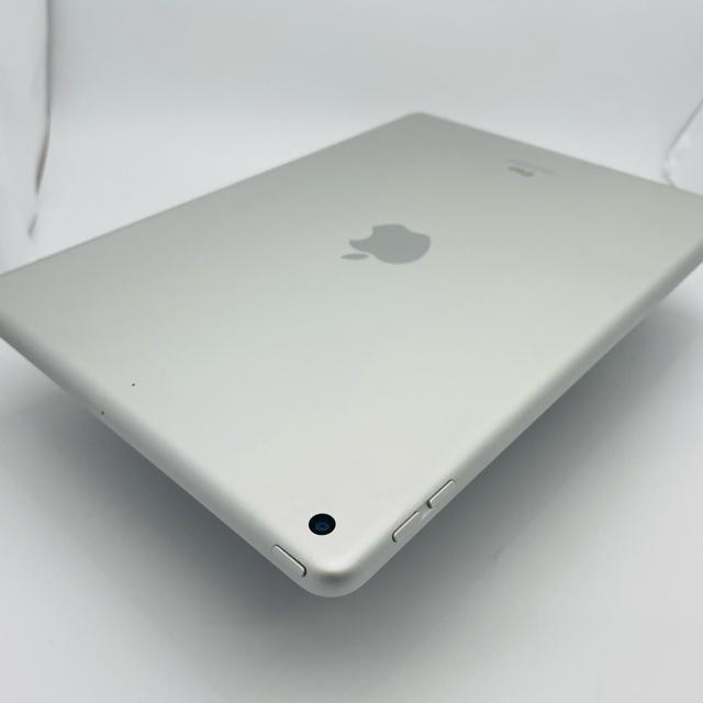 B 100% iPad 9 第9世代 64 GB Wi-Fi シルバー 本体 < PC本体/周辺機器  B 100% iPad 9 第9世代 64 GB Wi-Fi シルバー 本体 < PC本体/周辺機器の