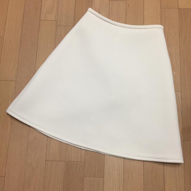 OPAQUE 柔らかくてハリのある不思議素材のスカート オフホワイト < ブランド  OPAQUE 柔らかくてハリのある不思議素材のスカート オフホワイト  < ブランドの