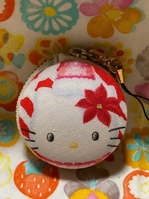 HMキティちゃんマカロンポーチ(大)C < 女性ファッション  HMキティちゃんマカロンポーチ(大)C < 女性ファッションの