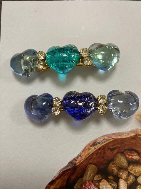 ハンドメイド レジン ハート バレッタ ブルー系 2点セット < 女性ファッション  ハンドメイド レジン ハート バレッタ ブルー系 2点セット  < 女性ファッションの