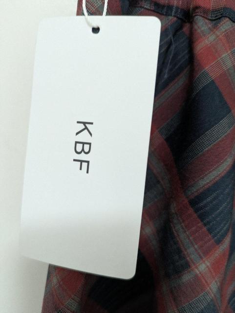 P[r[GtԁXJ[gߗށKBF180`