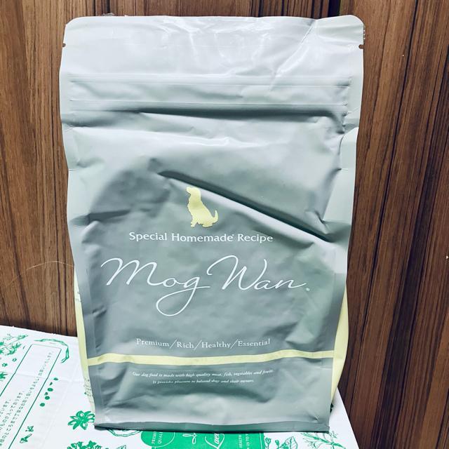 Mog Wan. チキン&サーモン(1.8kg < ペット/手芸/園芸 Mog Wan. チキン&サーモン(1.8kg < ペット/手芸/園芸の