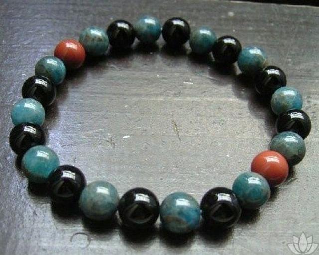 アパタイトxオニキスxレッドジャスパーブレスレット < 女性アクセサリー/時計 アパタイトxオニキスxレッドジャスパーブレスレット < 女性アクセサリー/時計の