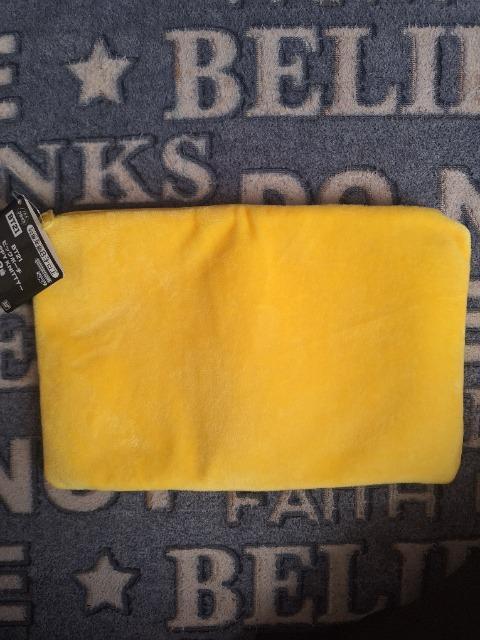 BT21  ��  �r�b�O�|�[�` �� �����t�@�b�V������ 