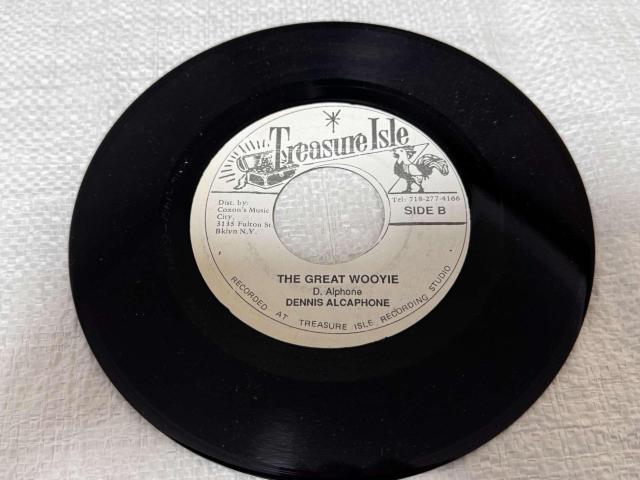 Treasure Isle 7�C���` THE TECHNIQUES / DENNIS ALCAPHONE ���R�[�h  �� CD/DVD/�r�f�I�� 