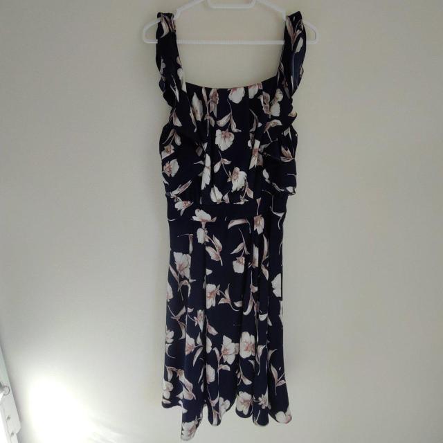 ViIGRL ԕts[X L lCr[   uh 