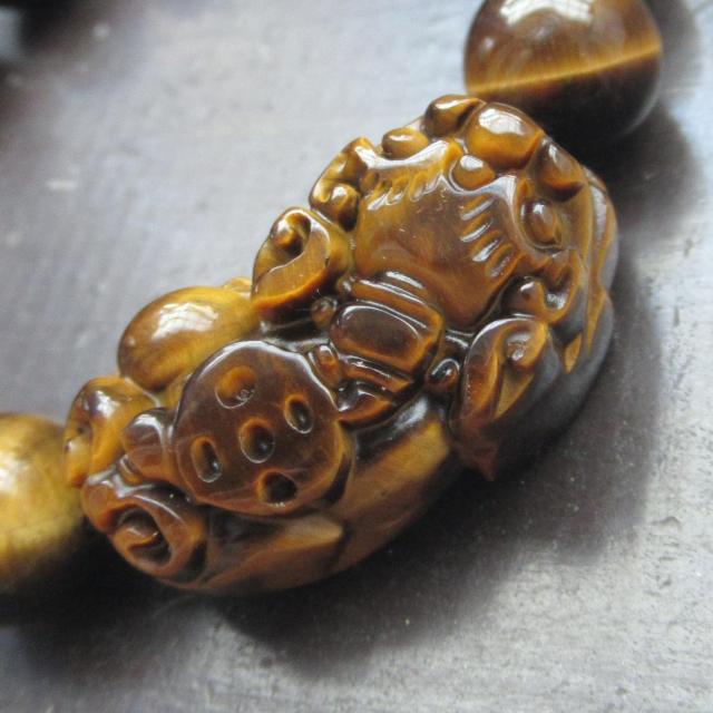 貔貅(ヒキュウ)xタイガーアイブレスレット 天然石 風水 パワーストーン < 女性アクセサリー/時計 貔貅(ヒキュウ)xタイガーアイブレスレット 天然石 風水 パワーストーン < 女性アクセサリー/時計の