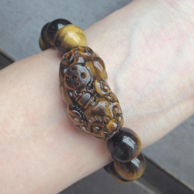 貔貅(ヒキュウ)xタイガーアイブレスレット 天然石 風水 パワーストーン < 女性アクセサリー/時計 貔貅(ヒキュウ)xタイガーアイブレスレット 天然石 風水 パワーストーン < 女性アクセサリー/時計の