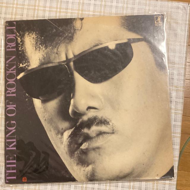 【値下げ】アナログ盤+おまけステッカー 翔 / THE KING OF ROCK'N ROLL 横浜銀蝿、銀蝿一家 < タレントグッズ  【値下げ】アナログ盤+おまけステッカー 翔 / THE KING OF ROCK'N ROLL 横浜銀蝿、銀蝿一家  < タレントグッズの
